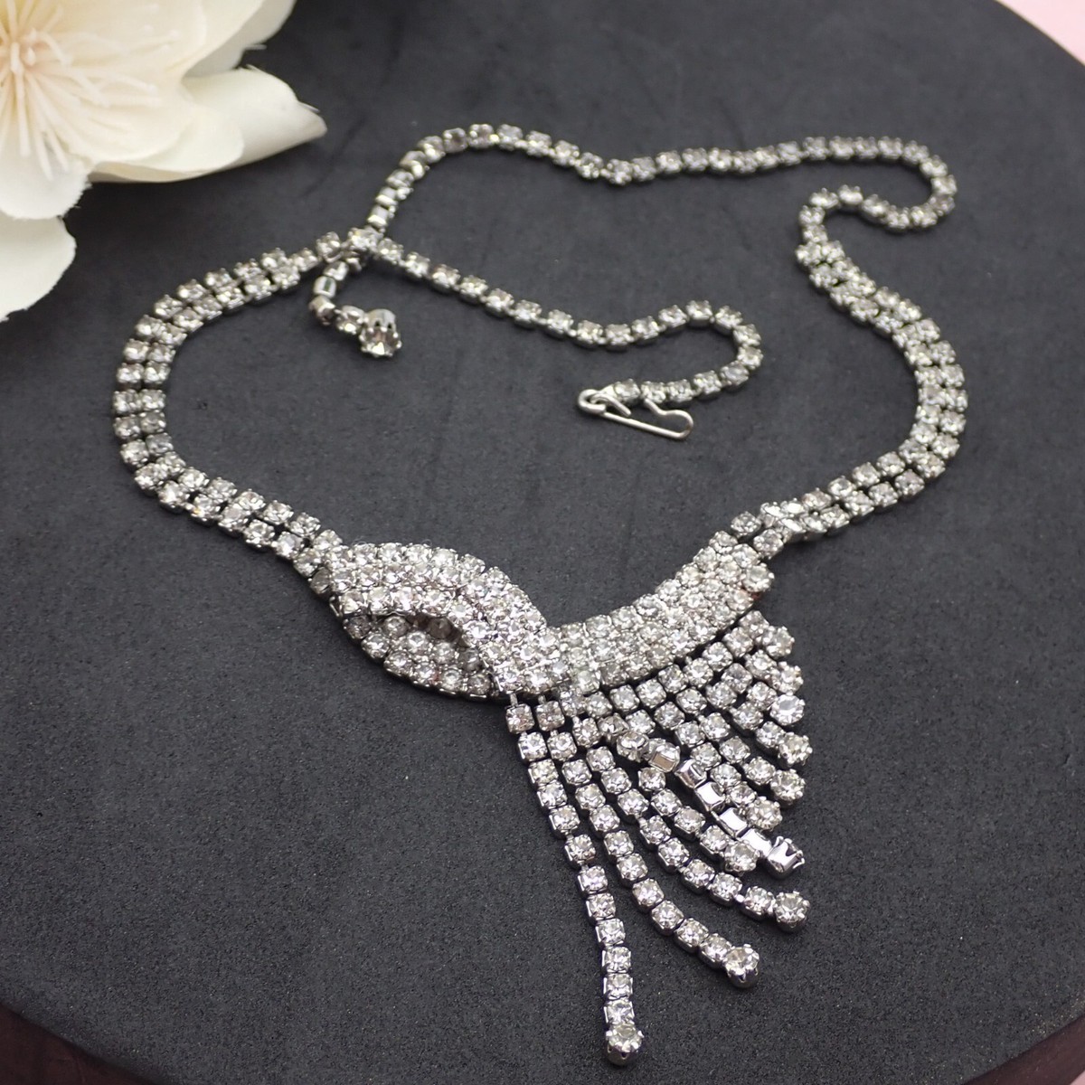 Vtg Clear Rhinestone Wave Graduated Dangle Fringe 16