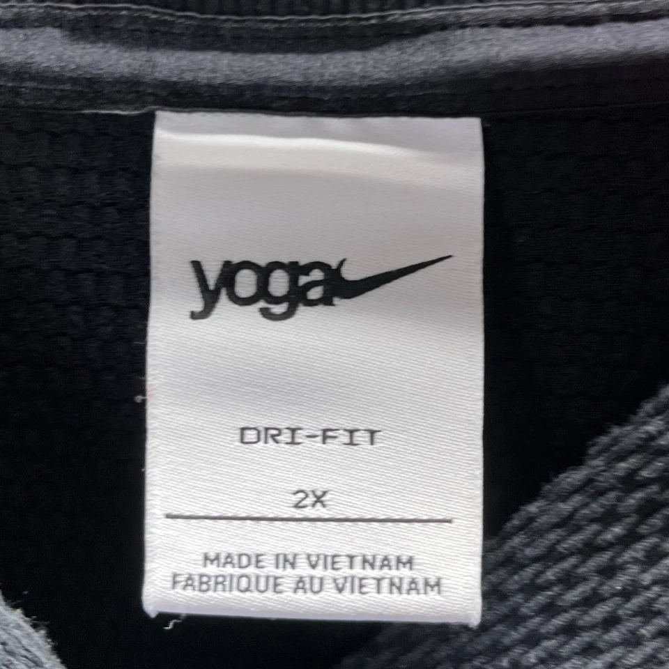 Nike Yoga Top Women's Size 2X Gray Dri-Fit Cotton Blend V-Neck Shirt - Image 4 of 4