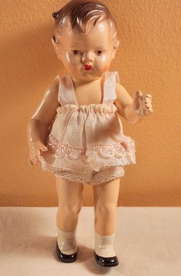 ANTIQUE COMPOSITION DOLLHOUSE DOLL,  MOLDED HAIR, UNMARKED, GERMAN?