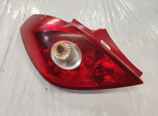 13186350 Rücklicht. Links OPEL CORSA (S07) 1.3 16V CDTI (66Kw) Ber. 3p/d/1248cc