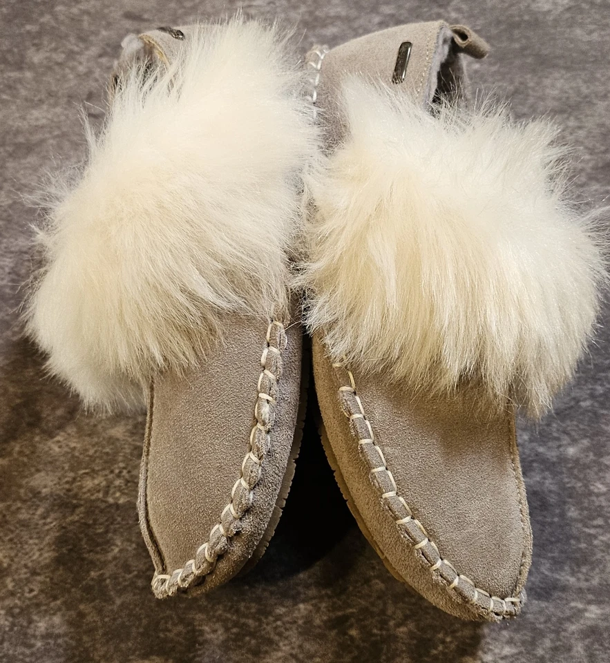 Туфли женские Bear Paw размер 6 серые с белым искусственным мехом мягкие, уютные, для помещений/улицы - Изображение 2 из 4