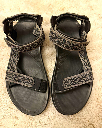 Teva Men’s Terra Fi 5 Universal hiking sandals Size 10