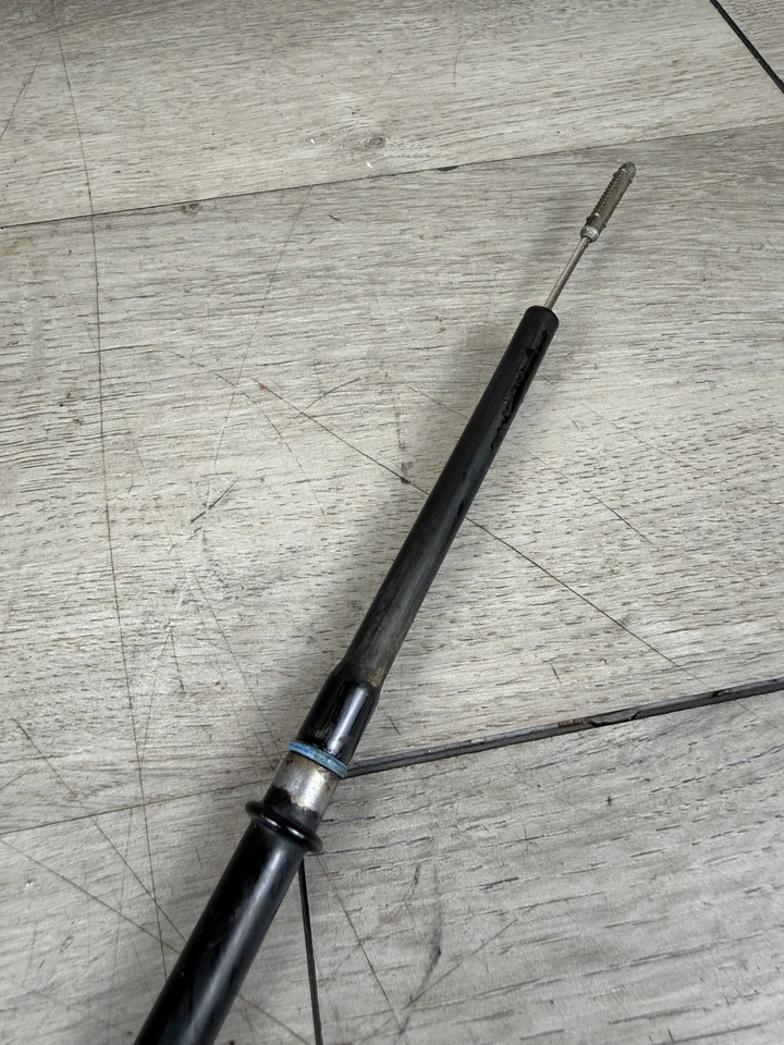 Tubo de varilla de medición de aceite de motor de 4,2 L GMC Envoy 2002-2009 Foto 3 de 4