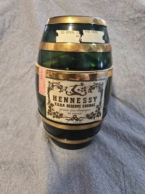 Vintage VSOP Reserve Hennessy 1 Quart Green Glass Barrel Empty Decanter
