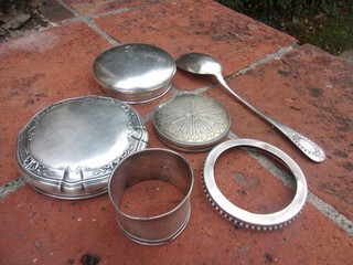 GROS LOT ARGENT MASSIF TOUS POINCON MINERVE 250 grs VOIR DETAIL
