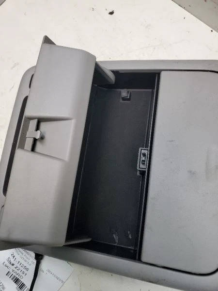 2003-2008, Subaru Forester, consola techo delantero con techo corredizo, PN - 84601AE000EU Foto 3 de 4