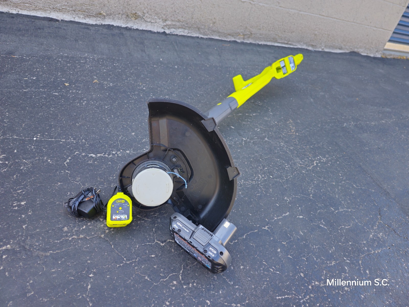 Ryobi ONE+ 18V 10in. Cordless String Trimmer / Edger, With Battery and Charger