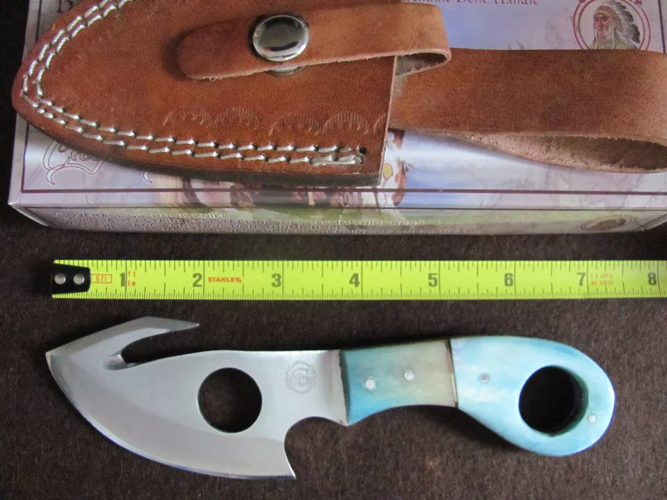 Faca Chipaway Classics CW-648BLSB Buck Tail Classic, cabo de osso azul 7" - Imagem 2 de 4