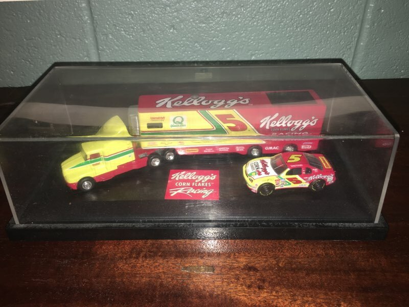 1:87 SCALE 1995 NASCAR WHITE ROSE #5 KELLOGG'S CORN FLAKE TERRY LABONTE SET!