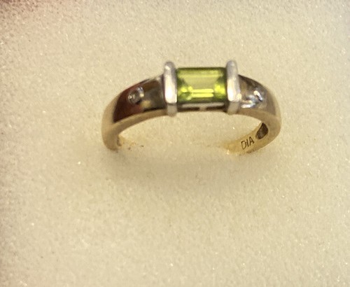 9ct Yellow + White gold Mount Ring Peridot and Diamond Fully Hallmarked Size P - Picture 12 of 12
