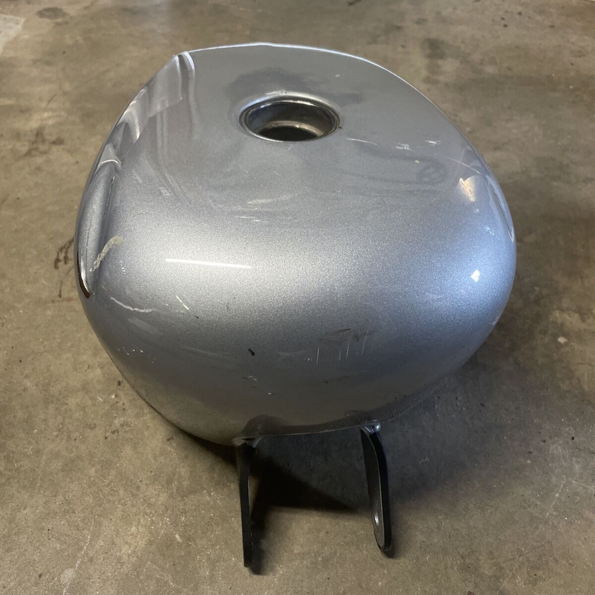 OEM 3.3 Gallon Gas Fuel Tank For Harley Davidson Sportster OEM 3.3 Gallon Gas Fuel Tank For Harley Davidson Sportster