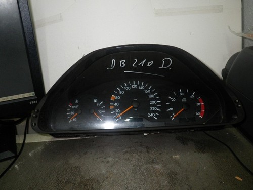 79309 Tachometer MERCEDES-BENZ E-Klasse (W210) 2105401448 E 200 DIESEL  - Bild 2 von 6