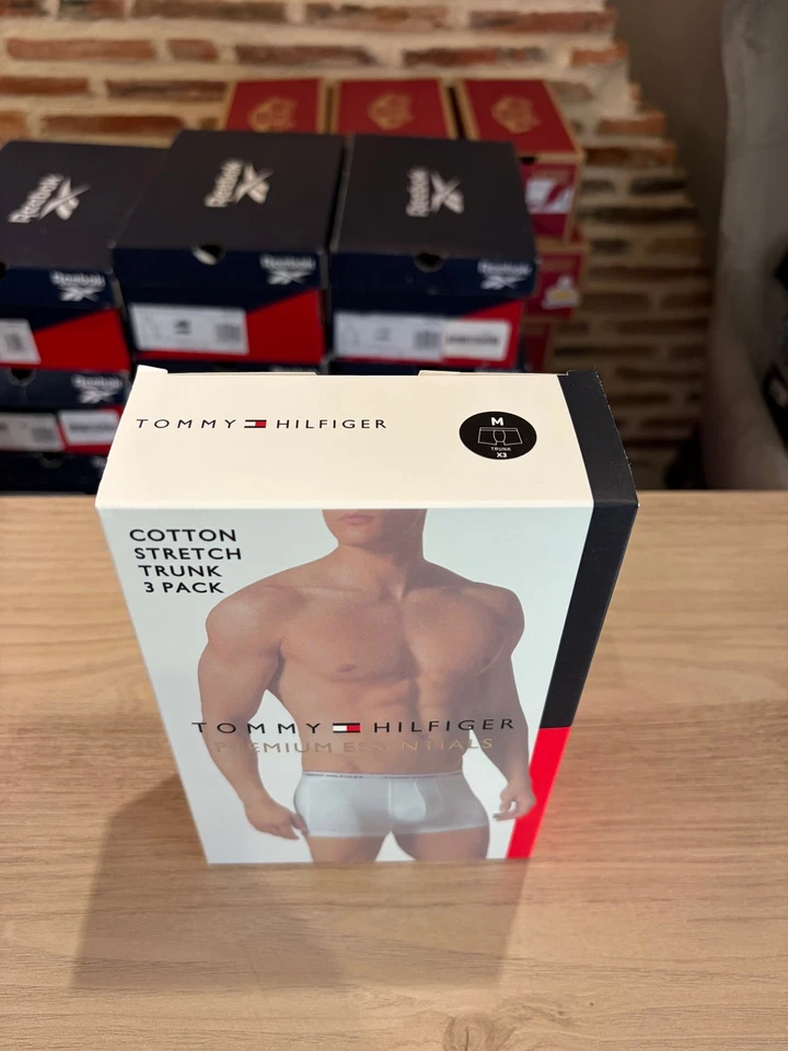 Tommy Hilfiger Premium Essentials - Lot de 3 boxers Trunk Noir - Taille M - Photo 2/4