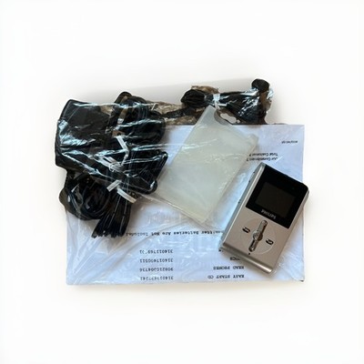 Philips GoGear HDD082 (2GB) Digital Media MP3 Player Silver. Works Plugged-In