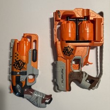 Nerf A4325 Zombie Strike Hammershot Blaster W/ Flip Fury. May Have Ammo Ask