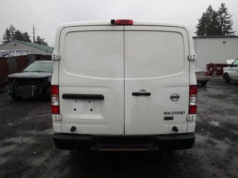 NV2500 2014 Door Handle Interior 23885673 - Изображение 4 из 4