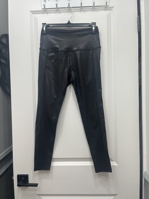Beyond Yoga High-Waisted Black Leggings with Ladder-stitch Detail Med