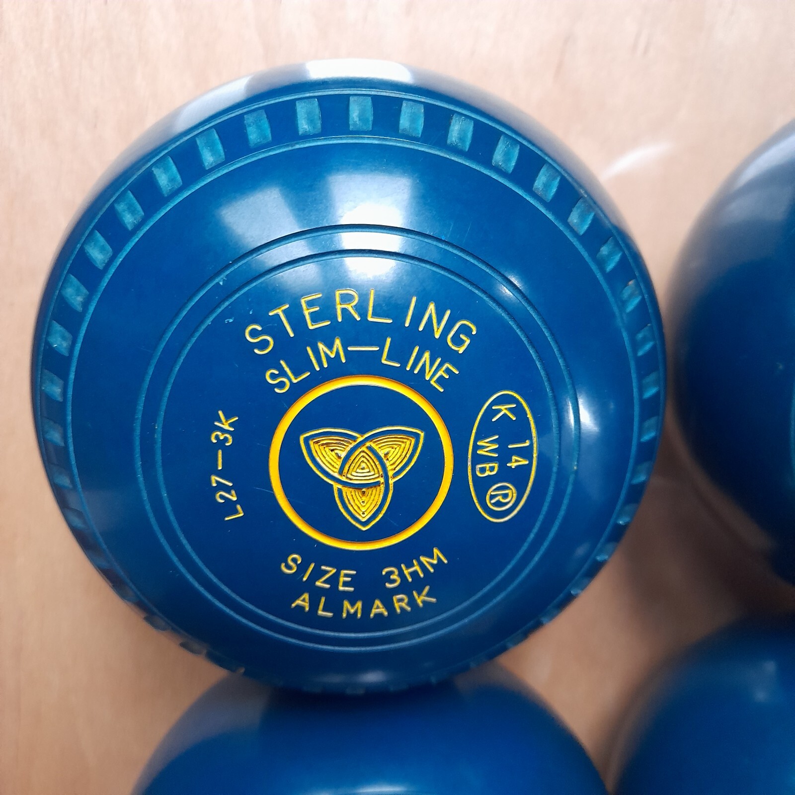 Lovely ALMARK STERLING SLIMLINE Indoor / Outdoor / ShortMat Bowls