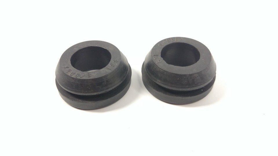 (Pair) Rubber PCV Grommets for Aluminum Valve Covers 1-1/4 OD, SBC BBC ...