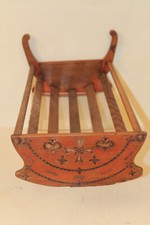 Berceau à bascule breton ancien de cérémonie