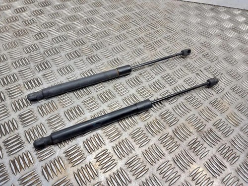 VW GOLF VIII CD1 Heckklappe Gasdruckfeder links 5k6827550d 1.60 Diesel 32785265