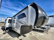 2025 Jayco North Point 365RKTS