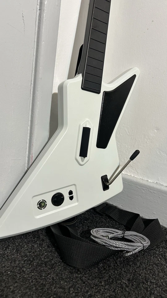 Custom Guitar Hero Xplorer, USB-C, Xbox360/PS3/4/5, PC - Image 3 of 4