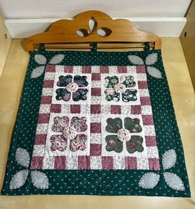 👀Video - Handmade Four Leaf Clover Hanging Wall Quilt Art Patchwork 15”x14”