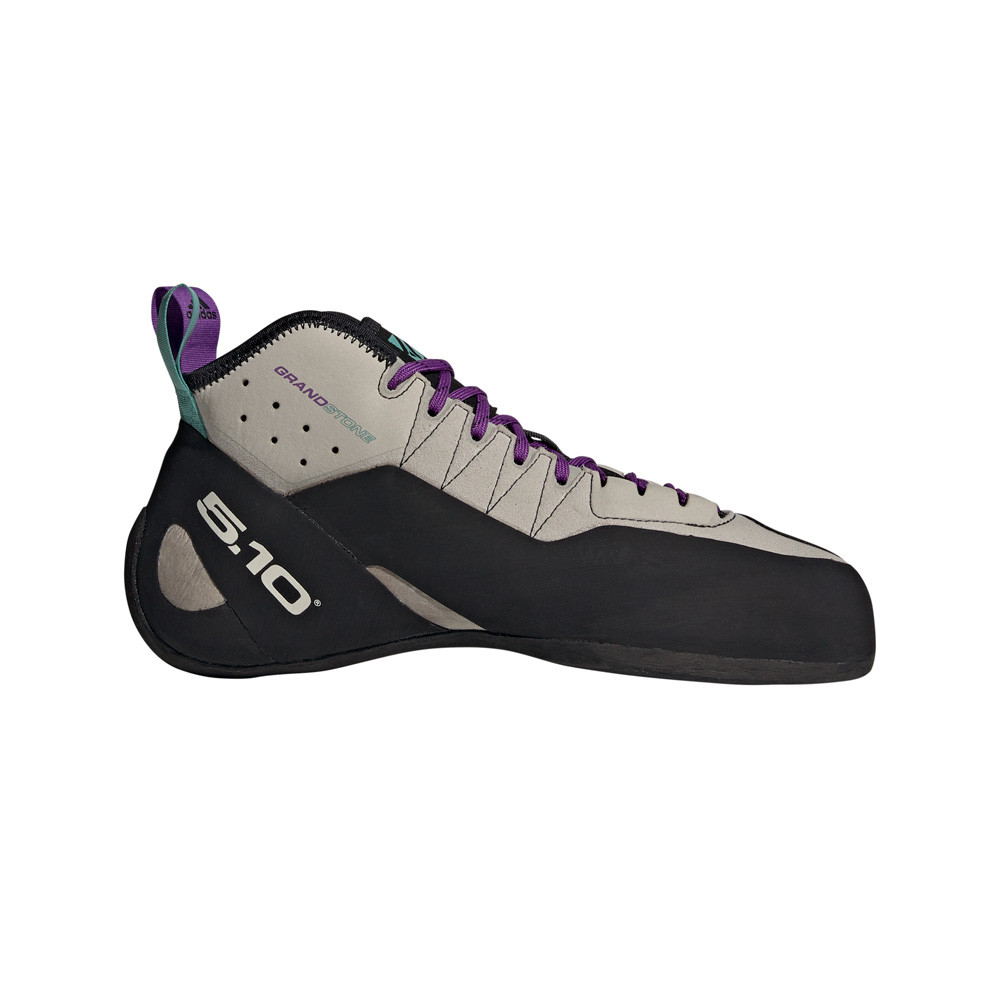 мужские бежевые кроссовки adidas Grandstone Climbing Спортивная обувь BC0866
