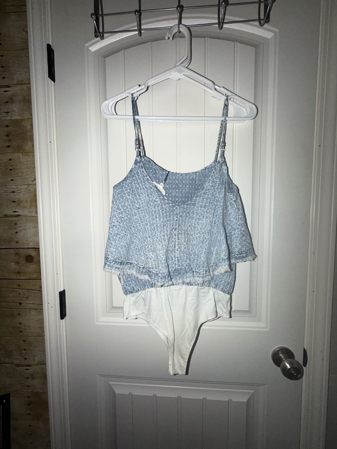 Promesa Flounce Ruffle Bodysuit in Light Blue Texture, photo 4