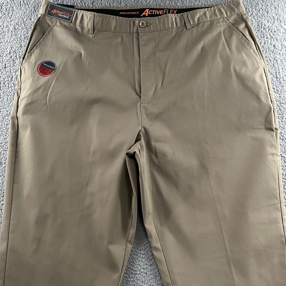 Pantalones Architect Para Hombre Beige Talla 44x30* Calce Clásico Active Flex Mezcla de Algodón Foto 2 de 4
