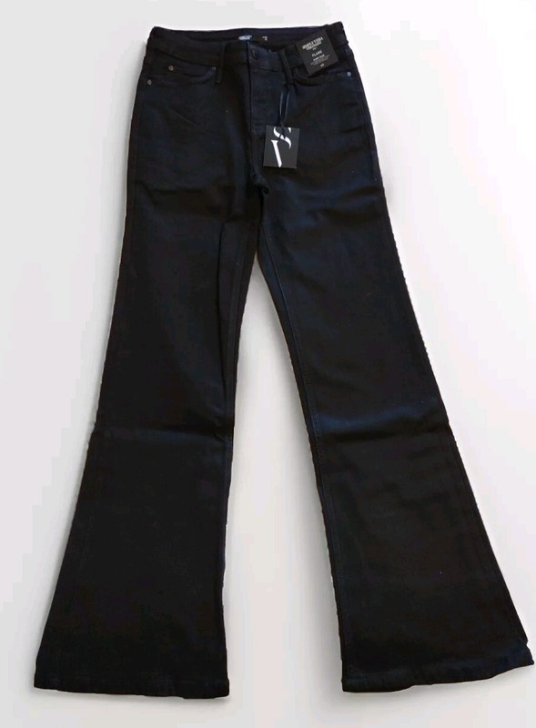 NWT Simply Vera Wang Women’s High Rise Slim Flare Pants Size 4