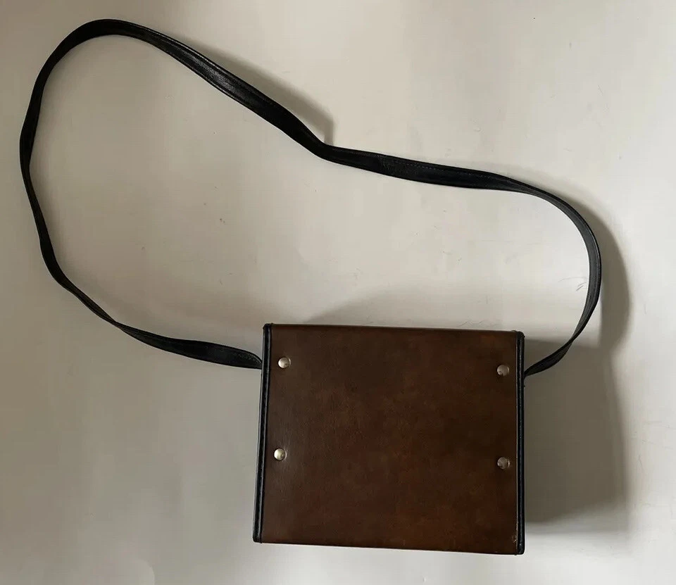 Bushnell Insta-focus 7x35 Photo Bird Hunting Binoculars W/ Instructions & Case - Image 3 of 4