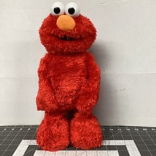 Tickle Me Elmo 2005 TMX Electronic Doll Laughs Talks Rolls Around UNTESTED