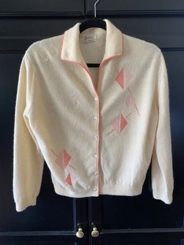 Vintage 1950s Wool Cardigan Garland