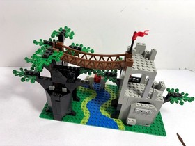 LEGO Castle: Forestmen's Crossing 6071 (1990)  Retired. See description LOT B