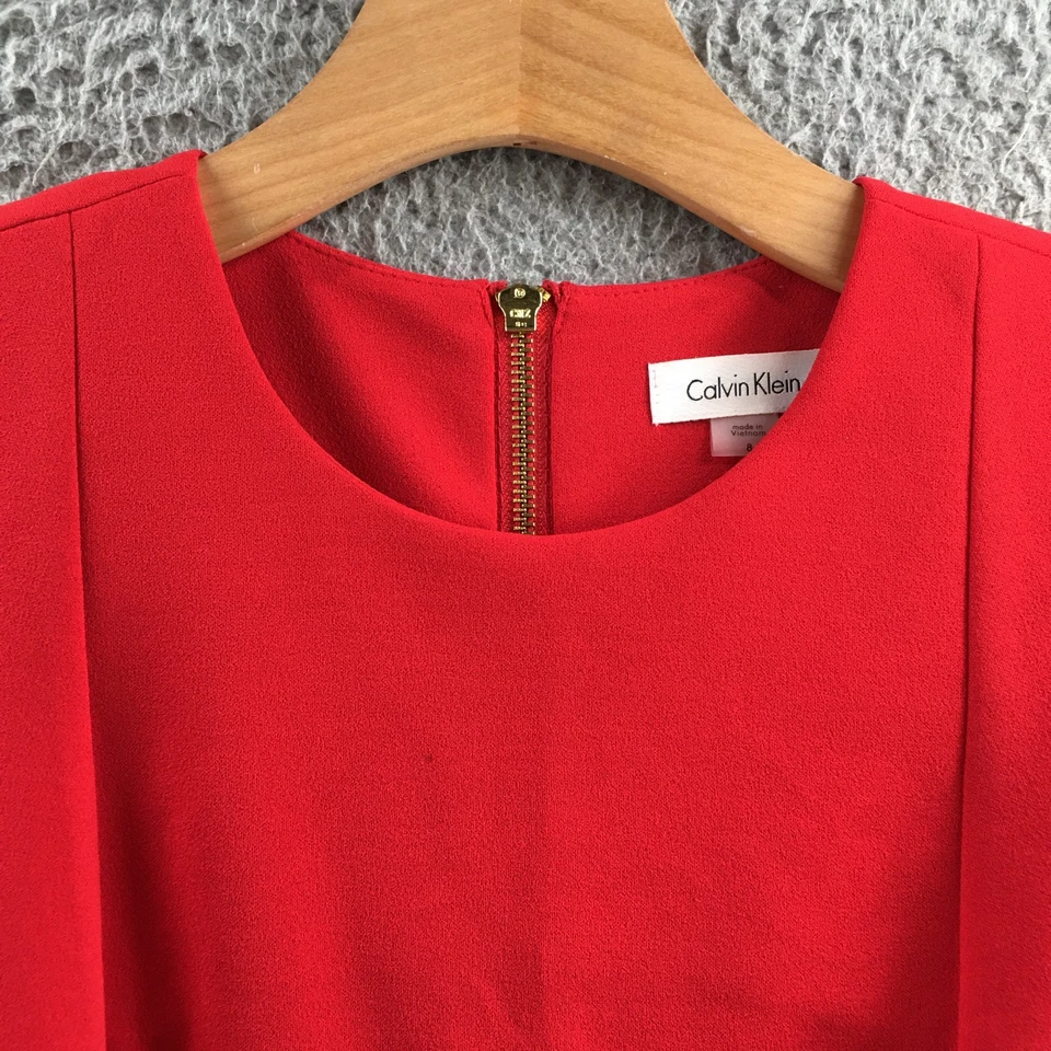 Vestido para mujer Calvin Klein 8 rojo sin mangas funda expuesta cremallera regular poliéster Foto 3 de 4
