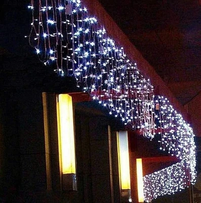 NEGOZIO MATTO TENDA LUMINOSA 300 LED NATALIZIA BIANCO FREDDO 10mt x 0,60cm PROLUNGABILE ESTERN