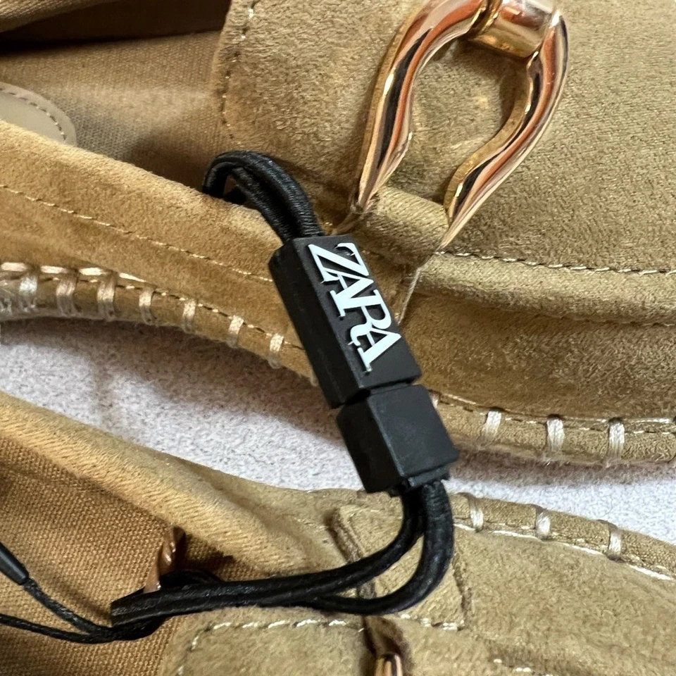 Mocasines de gamuza tostados Zara para mujer alpargata planos detalle cadena dorada talla 37 nuevos con etiquetas Foto 4 de 4