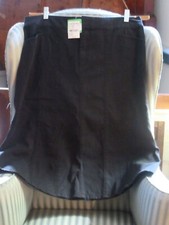 RARE NWT FRESH PRODUCE BROADCLOTH /TWILL SKIRT IN BLACK ...FLATTERING . L ..