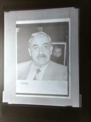 s/w Negativ George Habash für weitere Fotos nach unten scrollen
