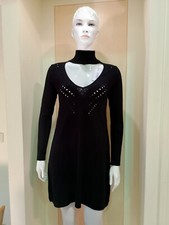 Abito Guess di maglia nero. Taglia M.