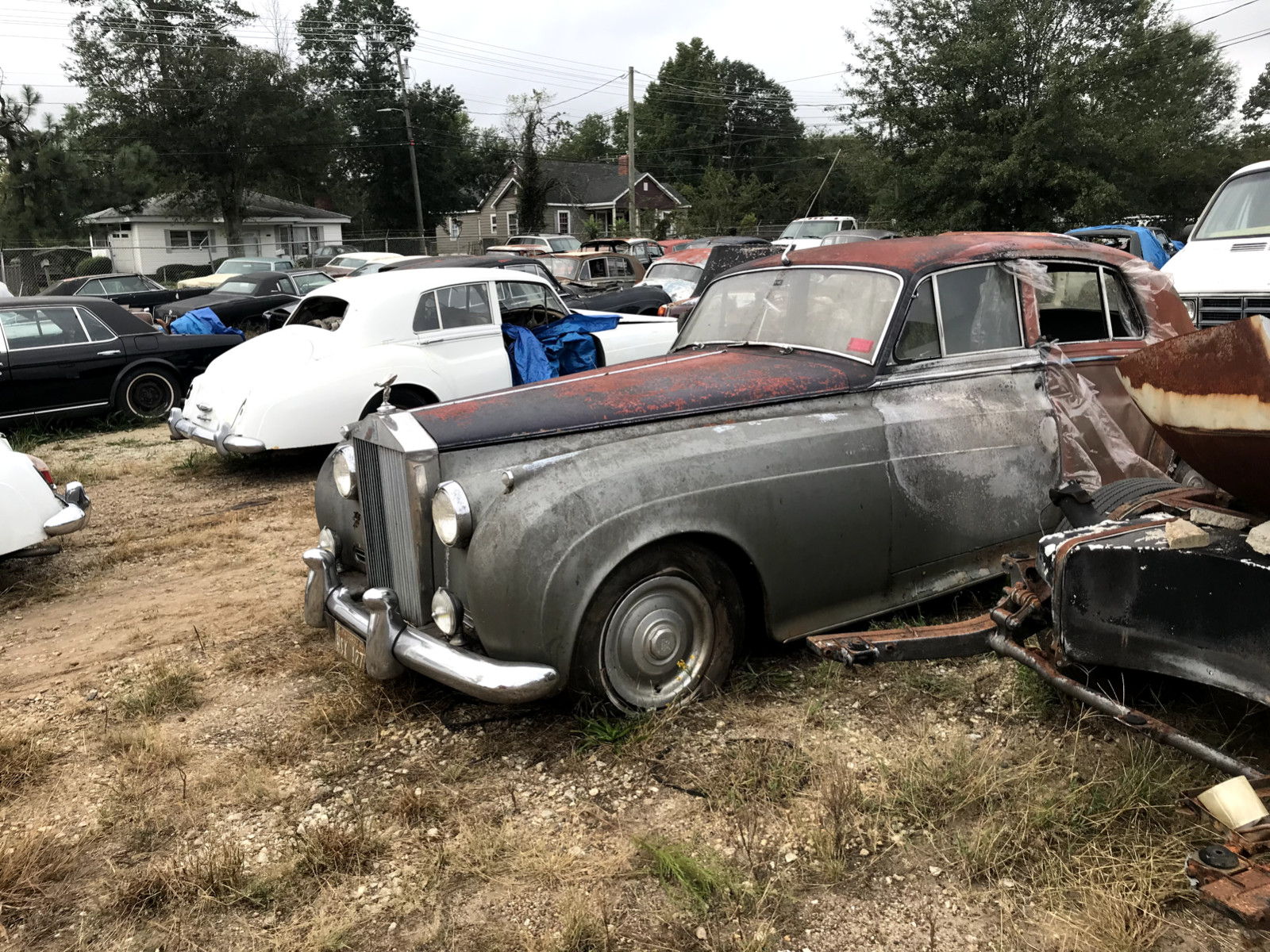 ROLLS ROYCE CLOUD PHANTOM V, FUSE COVER. WORLDS LARGEST USED BENTLEY INVENTORY