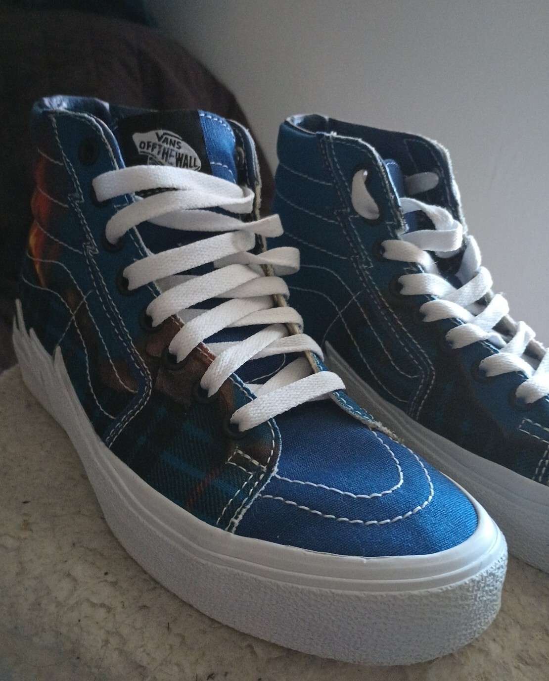 SAOLA Top alto Vans Sk8 Hi Big Reveal ragazzi 5 5 donne 7 bulloni blu bianco molto pulito