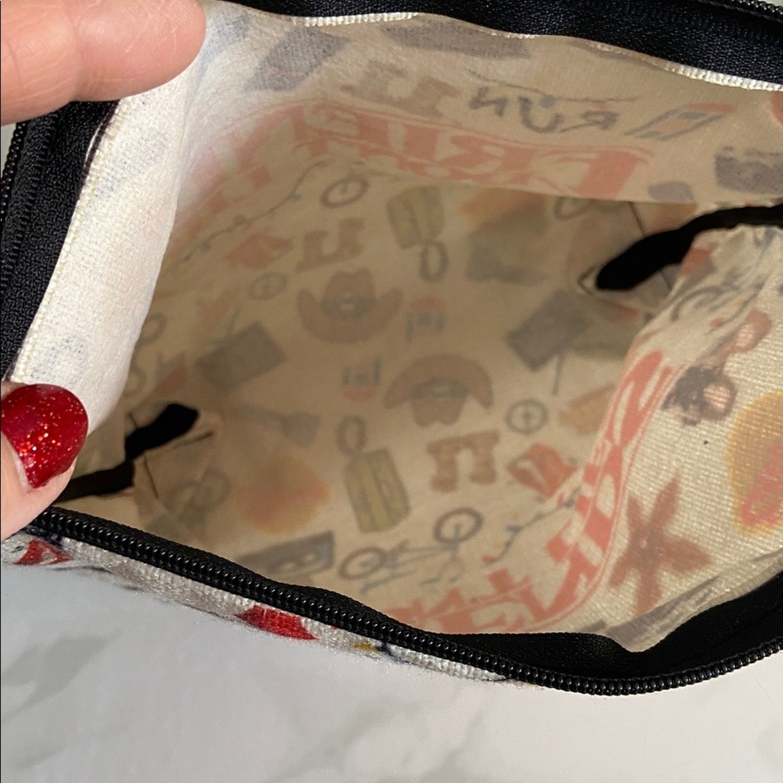 Fun Stranger Things Bundle Pouch Crocs Charms Sti… - image 7