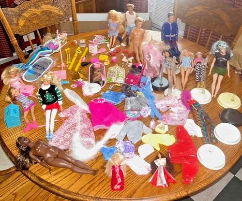 Huge Lot Vintage Modern Barbie Dolls Accessories Clothes Doll Stands Luggage Ski