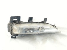 Feu avant (phare) Infiniti Q30