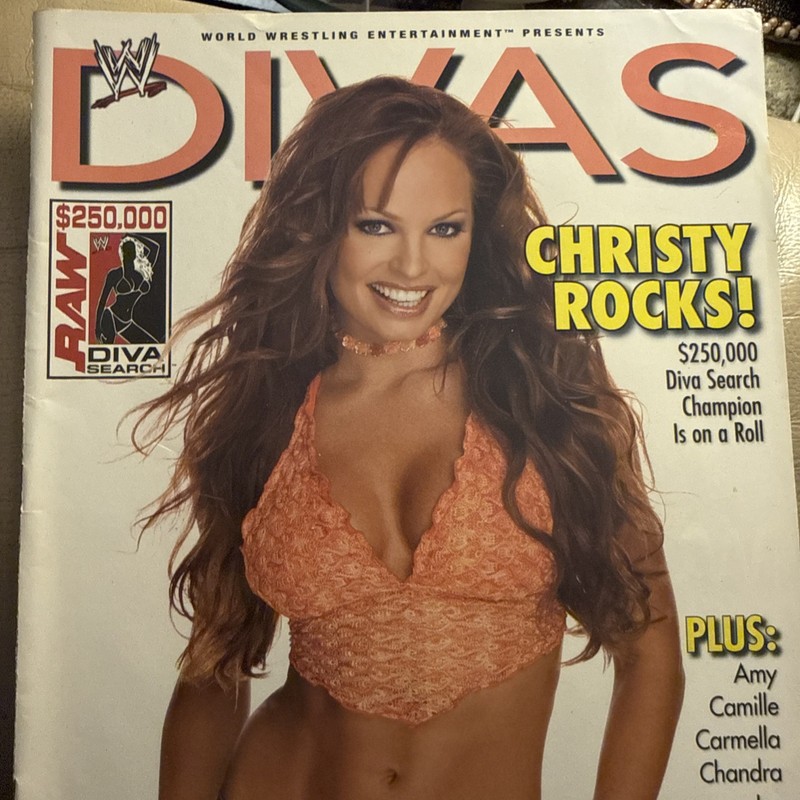 WWF..Divas Feb 2 2005