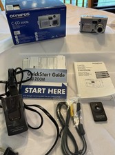 MINT LCD Vintage Olympus Camedia C-60 Zoom 6.1MP Digicam Kit   Original Battery