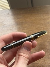 Montblanc Meisterstück Fountain Pen Black with 14kt Gold Nib